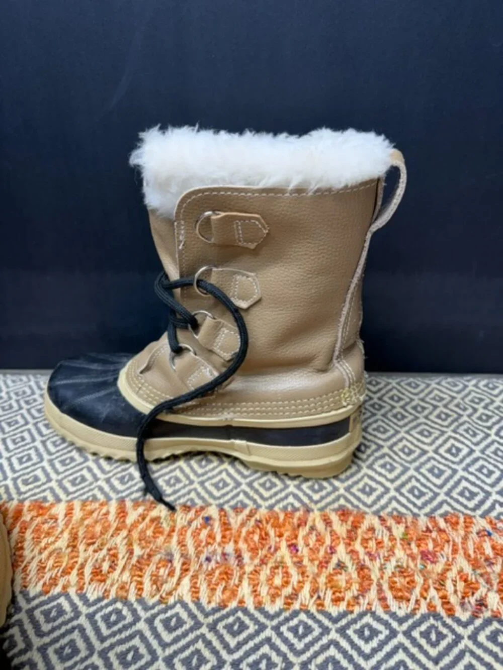 Sorel Manitou Woman's Size 7